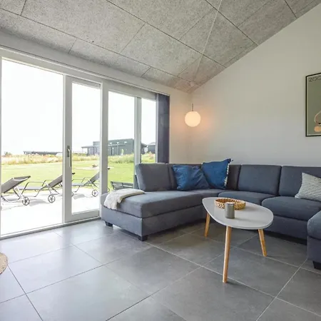 Holiday home Awesome In With Kitchen
